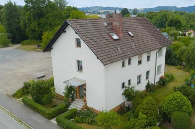 5-Zimmer-Eigentumswohnung mit Dachterrasse und Gartennutzung in Neustadt b. Coburg