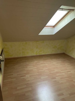 Stilvolle, sanierte 3-Zimmer-Wohnung mit EBK in Bad