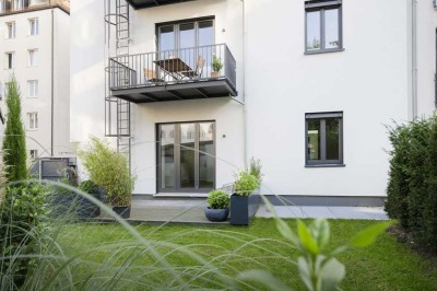 Haus im Haus - Exklusive 5-Zimmerwohnung im sanierten Altbau mit Terrasse und Garten in der Au!