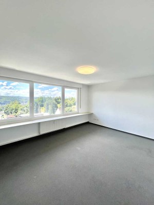 *** Geräumige 2-Zimmer Wohnung mit großer Einzelgarage***