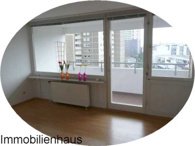 ATTRAKTIVE Eigentumswohnung mit Großzügigkeit und Weitblick! Gepflegtes Hochhaus nahe ZDF!