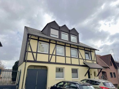 Optimal aufgeteiltes, gepflegtes Dreifamilienhaus in zentraler Lage