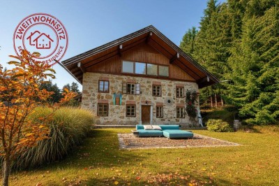 Modern & charmant!Bauernhaus in absoluter Alleinlage - Nähe Wallersee!