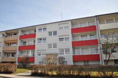 Sehr helle, modernisierte 3-Zimmer-Wohnung mit Balkon in Markt Schwaben