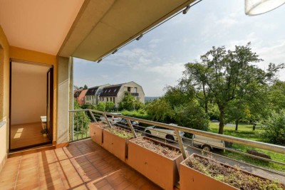 +++ grün & ruhig - Sackgasse, oberhalb des Neckars - 1.OG - Nord-Terrasse & Ost-Balkon - TG-Box +++