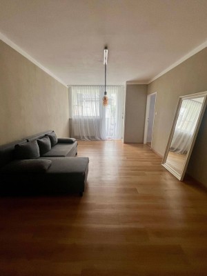 Schöne, ruhige 2-Zimmer Wohnung mit Balkon in top Lage