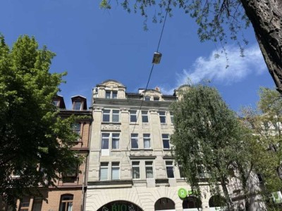 Helle 3 Zi.-City-Wohnung im gepflegten Altbau