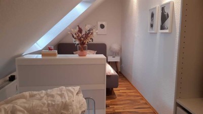 Wunderschöne moderne Maisonette Wohnung mit EBK