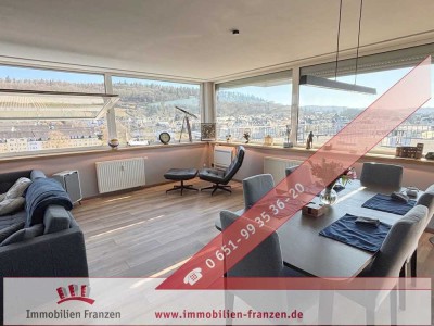Schicke Penthouse-Wohnung, renoviert und in zentraler Lage, mit hochwertiger Ausstattung, großer Dac