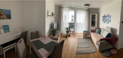 Wunderschöne 2-Zimmer OG-Wohnung mit Südbalkon und EBK