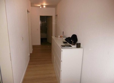 Renovierte 3‑Zimmer Wohnung im 3. OG mit Balkon in Schortens