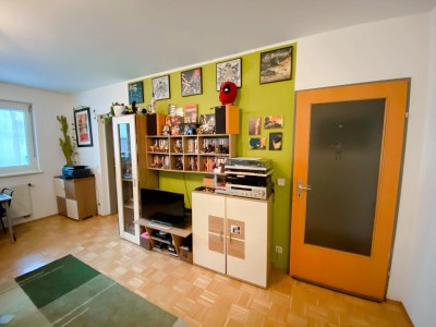 Zentrale, helle und gut aufgeteilte Single / Pärchen 2 Zimmerwohnung, ca. 56 m2