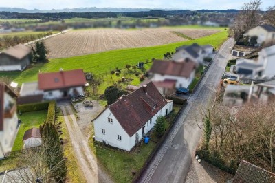 Großes Bauvorhaben möglich-Abrisshaus mit großem Grundstück