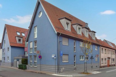 Altersgerechtes Wohnungspaket in MFH, 11 Einheiten u. 7 Stellplätze Aufzug Balkone Keller Stadtlage