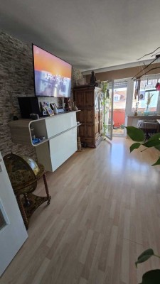 850.0 € - 94.0 m² - 3.0 Zi.
