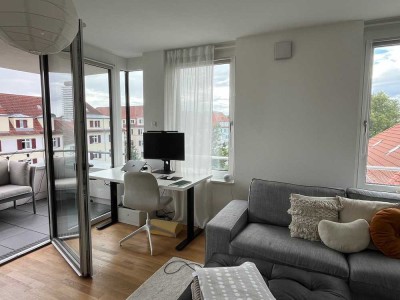Wunderschöne, helle 2 Zimmer Wohnung im Ulmer Dichterviertel
