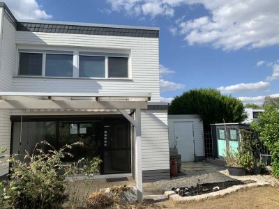 Elegantes, komfortables Reiheneckhaus mit Garten