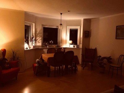 Schöne 3-Zimmer-Wohnung in Eitorf mit Balkon und Einbauküche in ruhiger Umgebung.