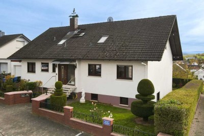 Repräsentatives Mehrfamilienhaus in Reinheim/Zeilhard - Großzügig, vielseitig und sofort bezugsfrei