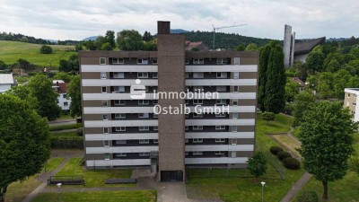 Helle und gut geschnittene Wohnung mit Garagenstellplatz in der Weststadt !