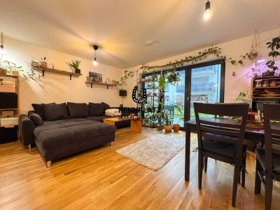 EG-13 | Neuwertige 2-Zimmer-Wohnung mit Einbauküche und West-Terrasse. Frei ab 01.02.