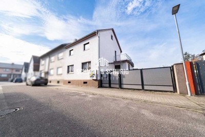 Charmantes Einfamilienhaus mit großem Grundstück und Potenzial