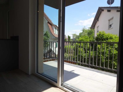 Moderne 2 Zimmer Penthouse-Wohnung mit Balkon in Stuttgart-Möhringen