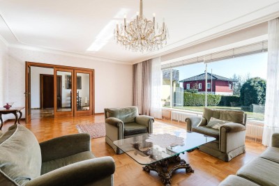 Ein- oder Zweifamilienhaus mit Traunsteinblick in bester Wohngegend