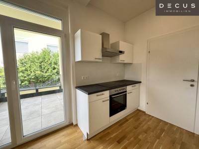 | MODERNE 2-ZIMMER WOHNUNG MIT TERRASSE | IN WUNDERSCHÖNER VILLA | HELL &amp; GEMÜTLICH | IDEAL FÜR STUDENTEN, SINGELS ODER PÄRCHEN | NÄHE MED-UNI | TOP LAGE