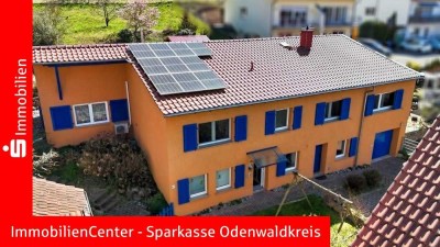 Wohnen und vermieten: Einfamilienhaus + kl. DHH + kleine Scheune / EFH für Rollstuhlfahrer geeignet!
