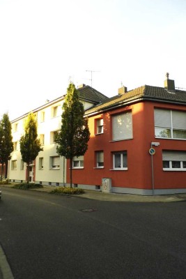 Dürwiß: Freundliche 3 ZKDB*1.OG*ca. 60 m²*angenehme Seitenstraßenlage*z. 01.02.2026 zu vermieten