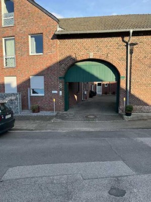 Geräumiges Einfamilienhaus im Vierkanthof mit gehobener Innenausstattung