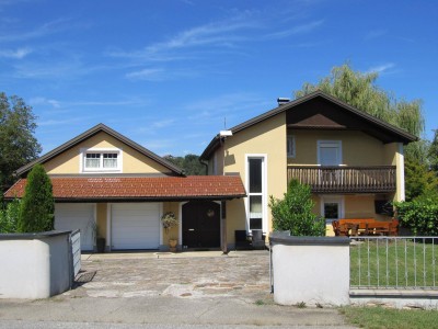 * PREISSENKUNG !!! CHARMANTES EINFAMILIENHAUS IN SONNIGER, RUHIGER LAGE *