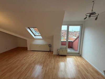 Helle 2-Zimmer Dachgeschosswohnung in Bielefeld-Großdornberg