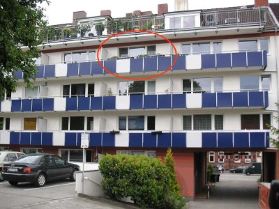Helle freundliche 1-Zimmer-Wohnung mit Balkon und EBK in Kiel