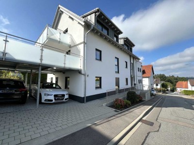 Schöne, helle und gepflegte 4 ZKB Neubauwohnung in Waldbronn-Etzenrot