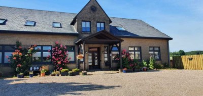 Kernsanierter Resthof mit großzügigem Grundstück und ca. zusätzlichen 20 ha Pachtland