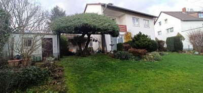 Freistehendes EFH mit Garten, EBK, Garage+Stellpl. in Kelkheim (Taunus)