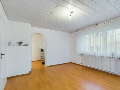Gepflegtes Zweifamilienhaus mit Potential!
