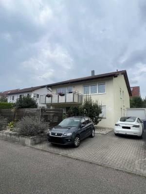 4 Zimmer-Wohnung mit Terrasse+Garten+Garage und EBK