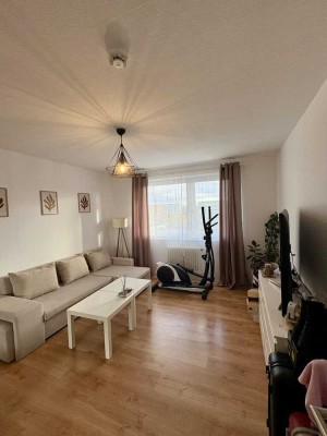 Helle 3-Zimmer-Wohnung mit Balkon