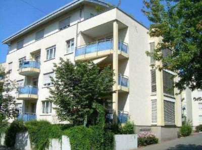 Geschmackvolle, gepflegte 3-Raum-Wohnung mit gehobener Innenausstattung in Hanau
