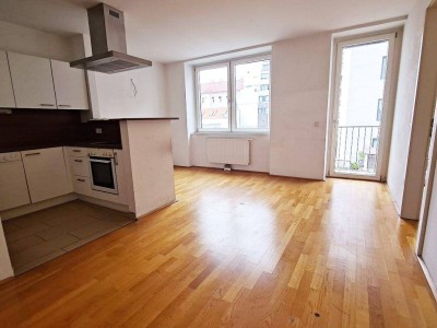 HUMBOLDTGASSE, U1 NÄHE, 76 m2 Neubau inkl. 4 m2 Loggia, Wohnküche, 2 Zimmer, Parketten, Wannenbad, 2. Liftstock