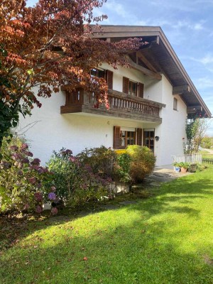 Repräsentative Villa mit 10 Zimmern nahe Chiemsee