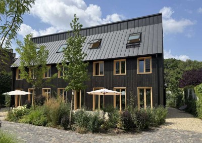 Neubau/Erstbezug: 8-Zi-Townhouse im Kreuzberghof! Stadtoase im Herzen von Kaiserswerth! Nähe Rhein!