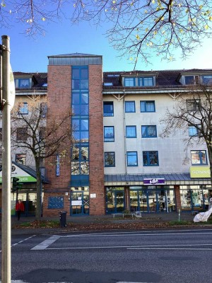 Lust auf Veränderung ? Tolle Wohnung : Aufzug und Balkon inclusive!!