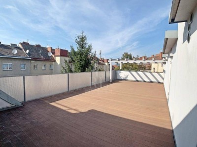 erstklassige Dachterrassenwohnung mit großer Terrasse