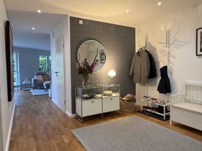 Direkt am Toelleturm: exclusiv sanierte, attraktive 3-Zimmerwohnung mit Terrasse und Garten