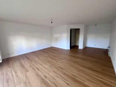 Sanierte 1-Zimmer Wohnung mit Terasse und Stellplatz