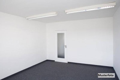 +++ 4-Zimmer-Wohnung mit Balkon +++